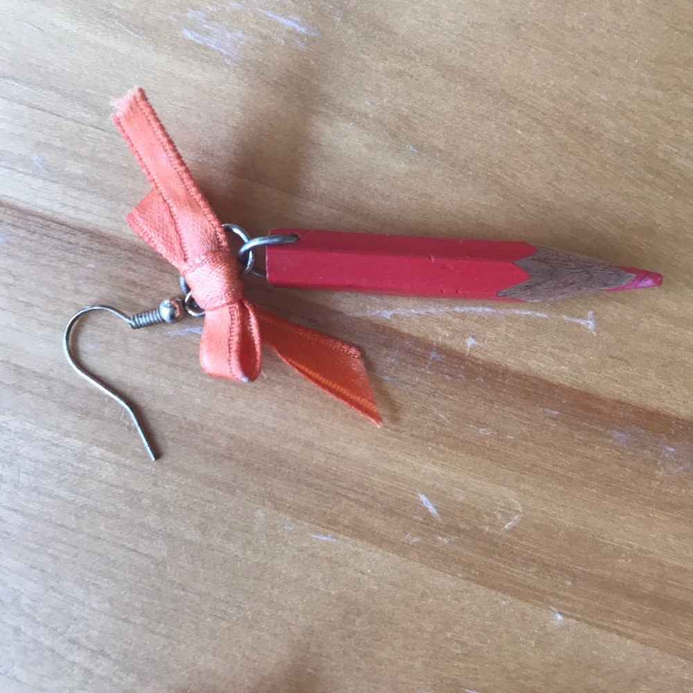 💎3 for $10💎 Orange colored pencil earrings